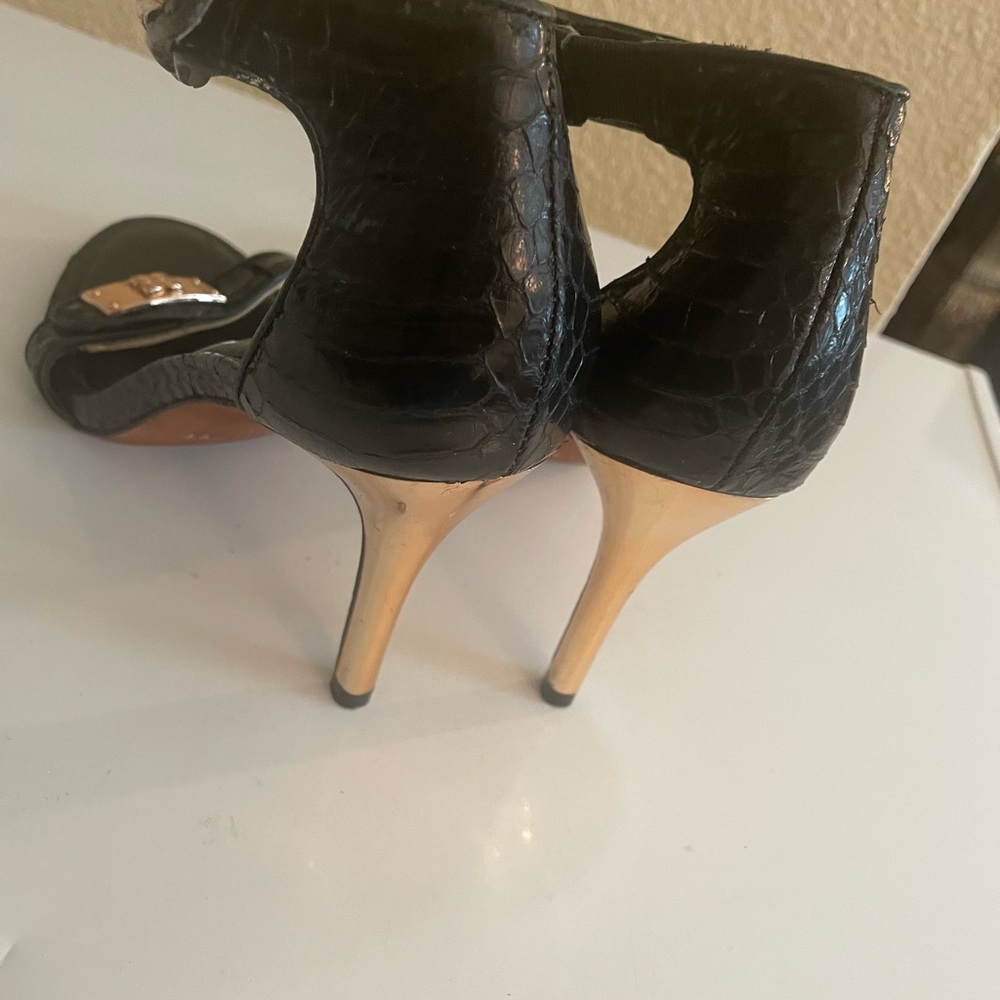 Bcbg Maxazria Black Python Print Sandals For Women - image 4